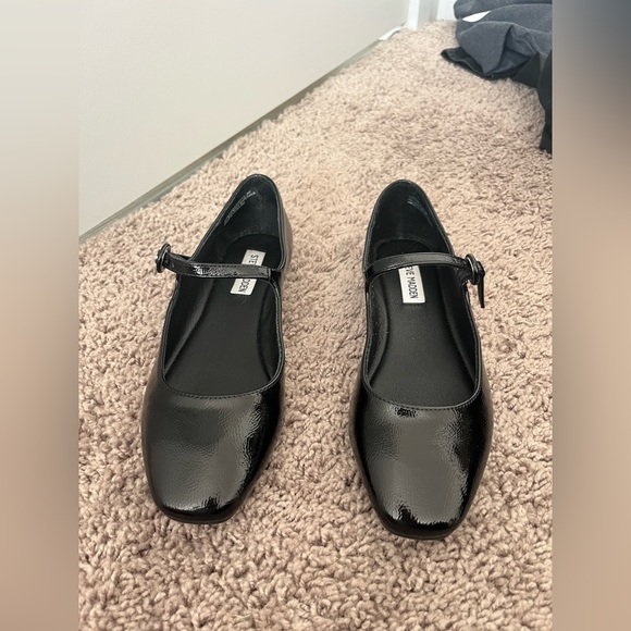 Steve Madden Ballet Flats - Picture 4 of 4